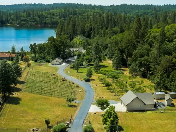 13055 Robles Dr, Auburn, CA 95602
