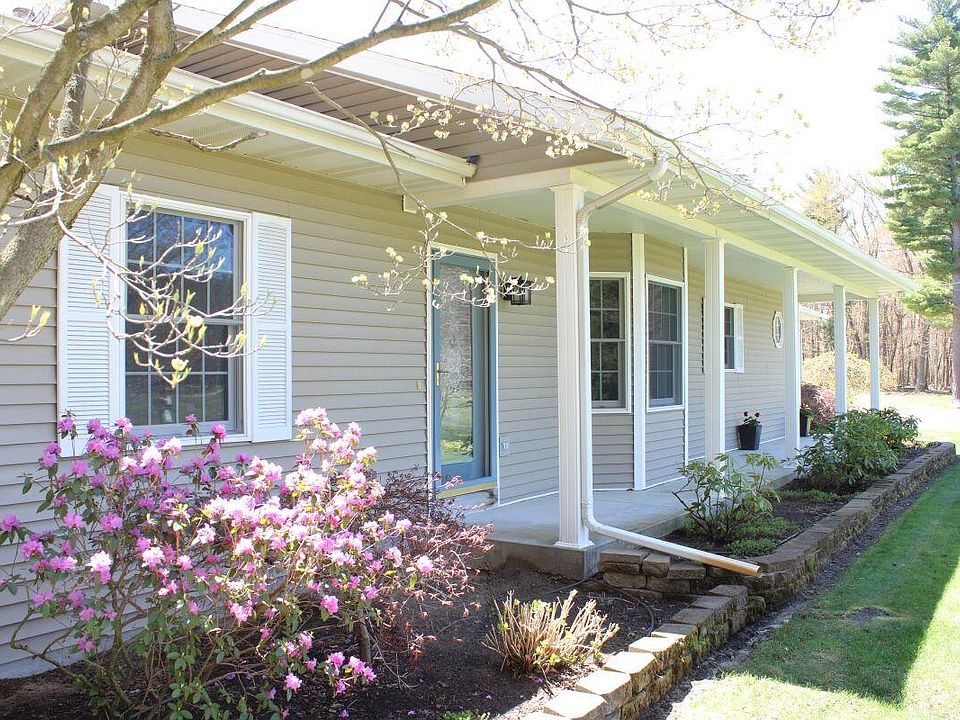 13092 Lincoln St, Grand Haven, MI 49417 MLS 23013924 Zillow