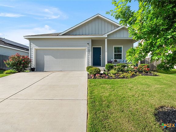 4th image of 221 Gabriels Bluff Dr