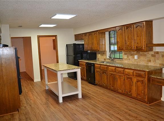4th image of 321 Mantlebrook Dr