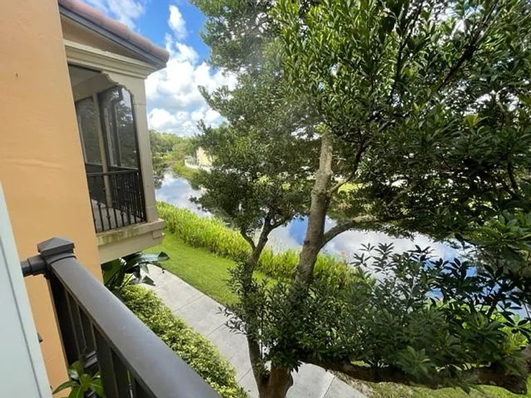 506 Mirasol Cir #101 — Photo 16