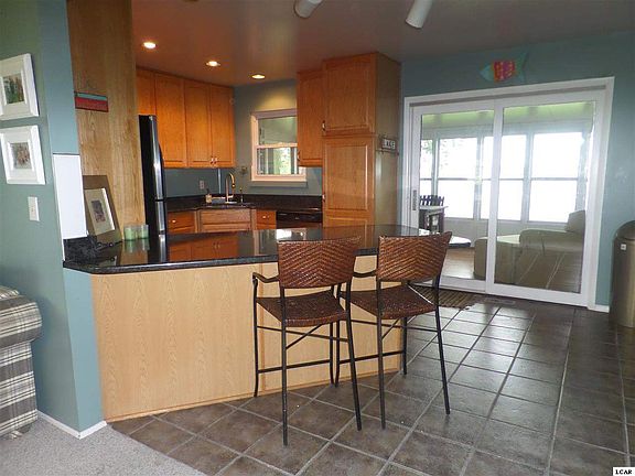 5th image of 108 Camelot Ct