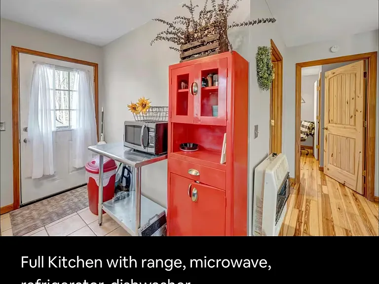 Moss Cove Rd — Photo 16