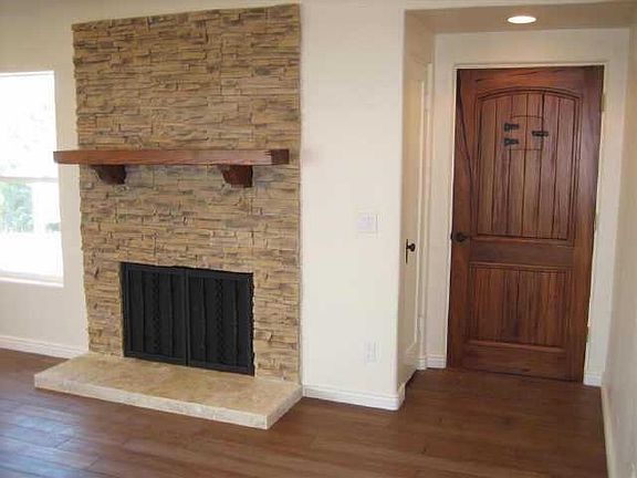 3rd image of 9325 Lavell St