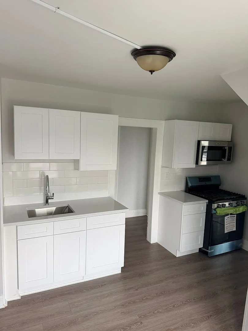29 Atwater Street — Photo 1