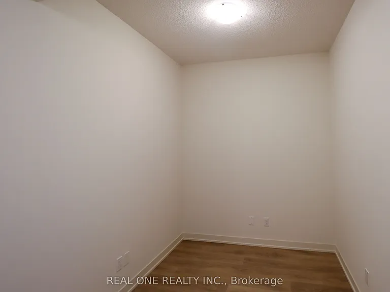 4955 Yonge St #2316 — Photo 7