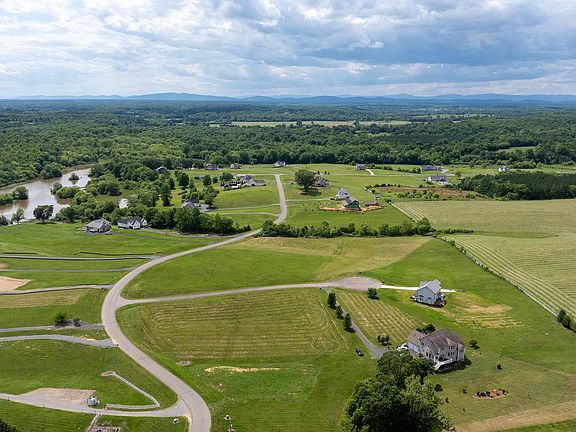 2nd image of LOT 72 Lookout Cir