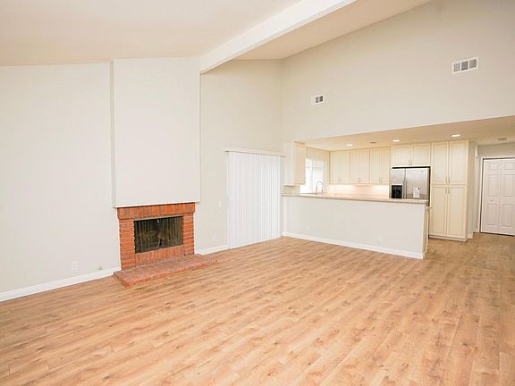 2nd image of 4261 Margarita St