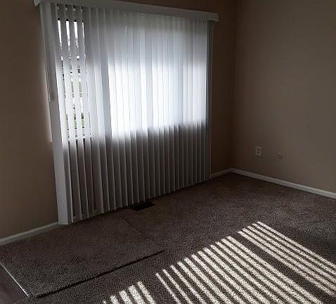 3rd image of 3113 Silver Rock Ave