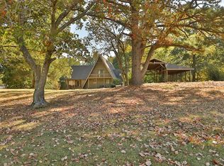 2292 Miles Rd, Martin, TN 38237