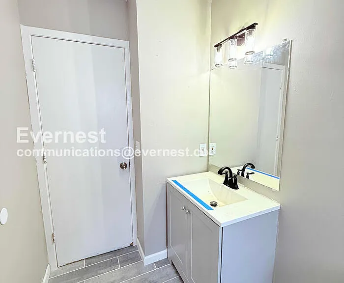 23569 Stewart Ave — Photo 10