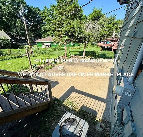 8715 W 72nd Ter — Photo 17