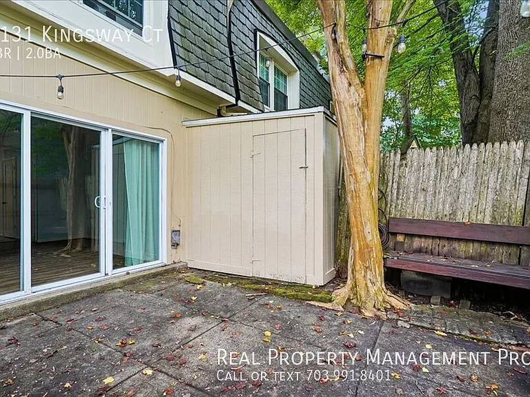 8131 Kingsway Ct — Photo 25