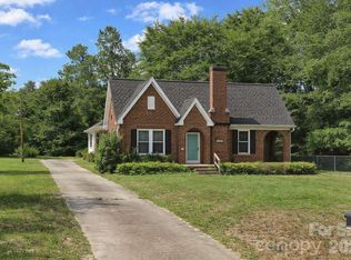 509 E Hilton St, Kershaw, SC 29067