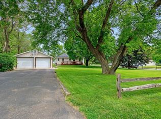 1870 Quinlan Ave S, Lakeland, MN 55043