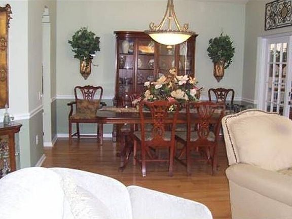 5th image of 6580 Autumn Cove Dr