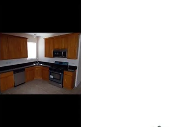 7525 S Ridgeland Ave #2, Chicago, IL 60649
