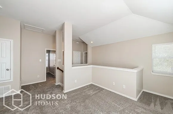 1401 Silver Maple Ln — Photo 12