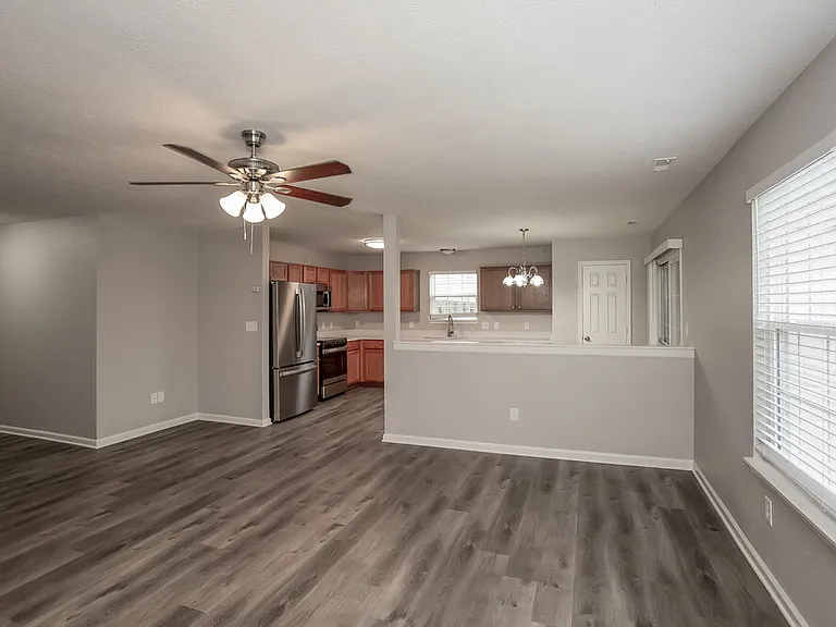 152 Heartwood Hl — Photo 4