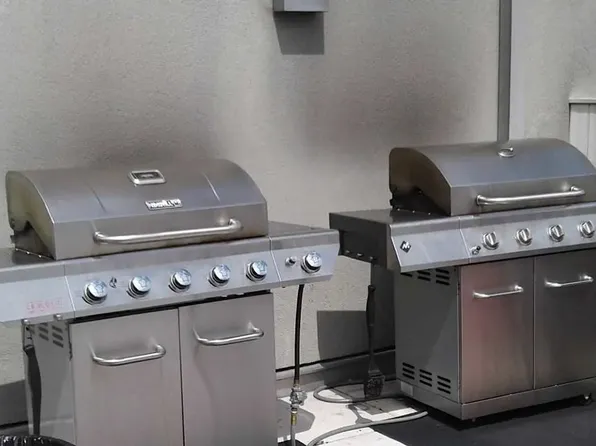 305 Palisade Avenue image 8 of 19