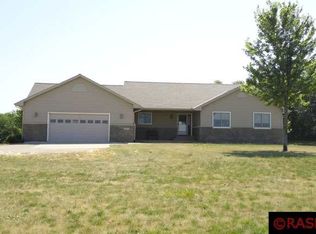 20525 598th Ave, Mankato, MN 56001