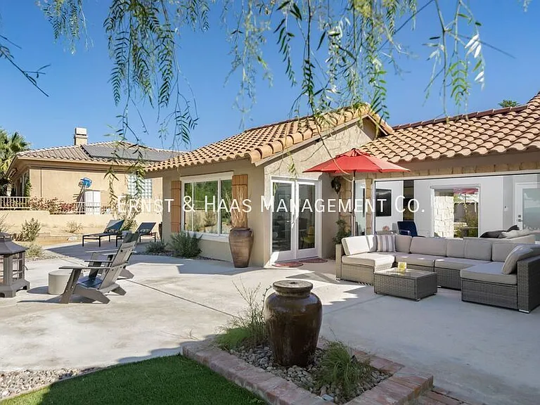 8780 Warwick Dr — Photo 11