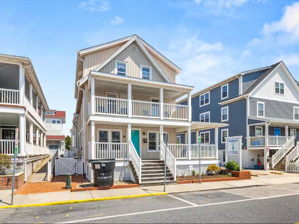 106 Dorchester St #B