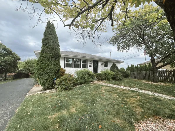 2982 Trentwood Rd, Columbus, OH 43221