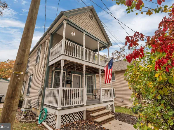 121 11th Ave, Pitman, NJ 08071