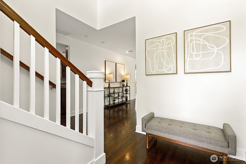 5th image of 6553 51st Avenue S