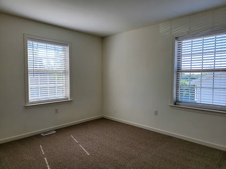 5206 Brook Dr — Photo 19