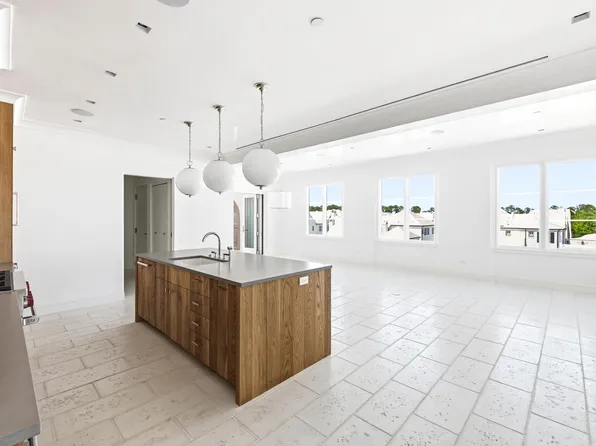 40 Mark Twain Lane Dannelly #301, Inlet Beach, FL 32461