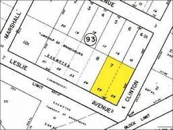 2nd image of 515 Clinton St