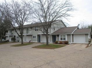 1049 McKenna Blvd APT 4, Madison, WI 53719