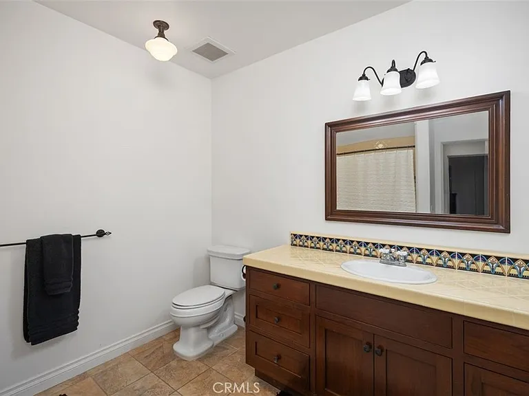 240 Avenida Rosa #B — Photo 24