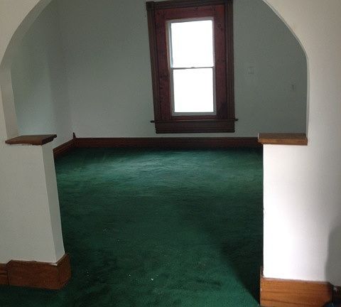 4th image of 1647 Gummer Ave