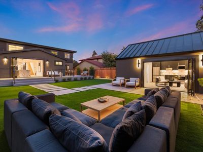 139 Victoria Rd, Burlingame, CA, 94010