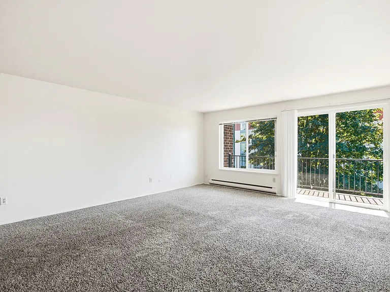 22405 30th Ave S #204 — Photo 22