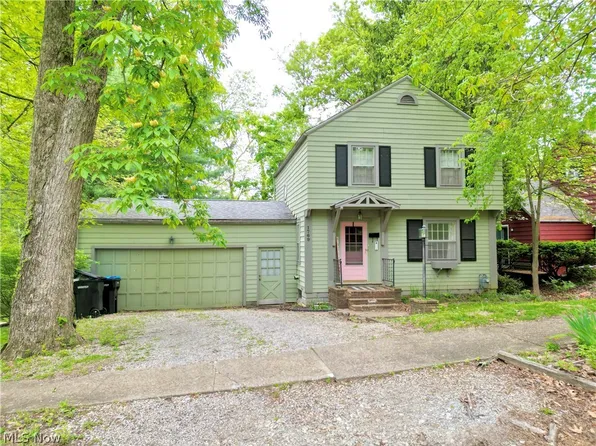 1769 Norwood Blvd, Zanesville, OH 43701