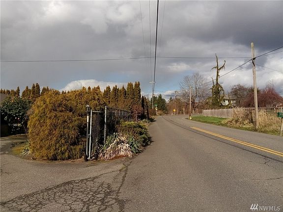 2nd image of 820 79th Ave SE