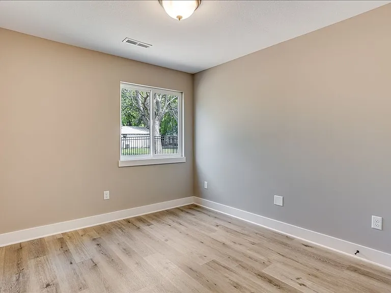 4345 N Sandplum St — Photo 12