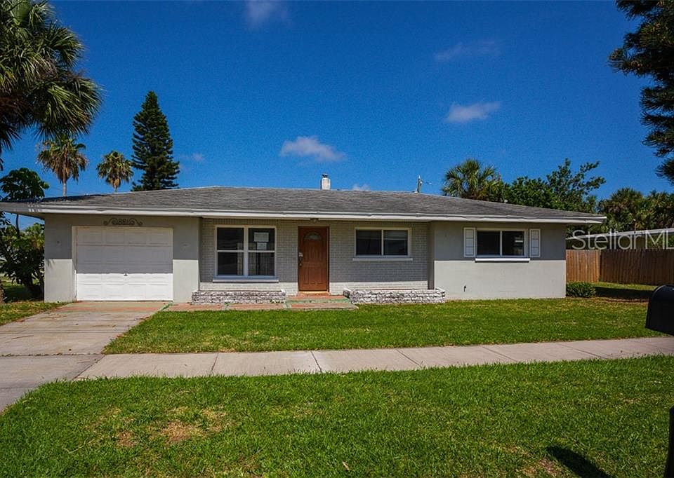1st image of 881 Bruce Ave