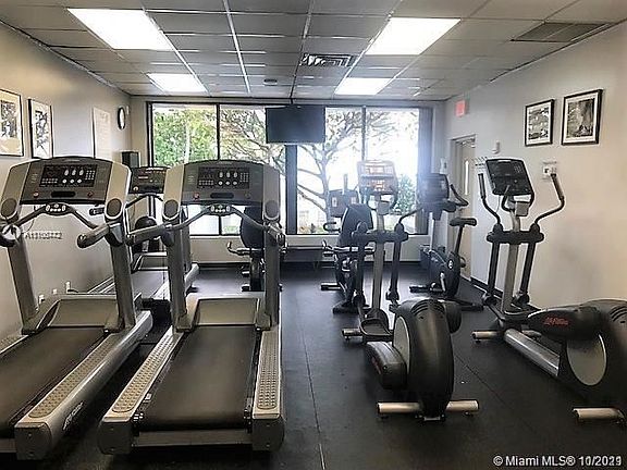 3rd image of 1905 N Ocean Blvd APT 6E
