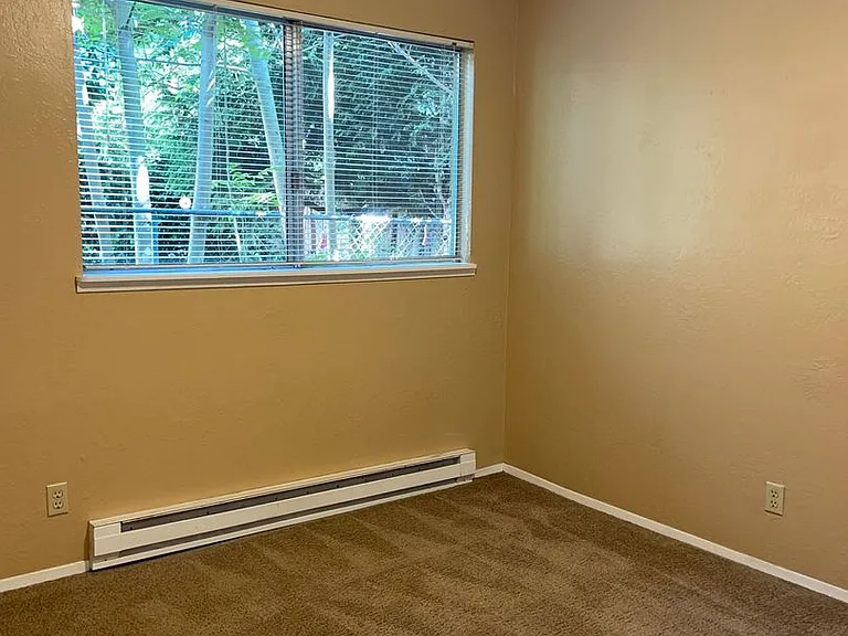 4014-4040 Arleta Ave NE — Photo 33