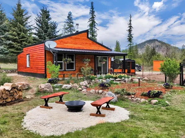 3135 Bren Holly Way, Valley, WA 99181