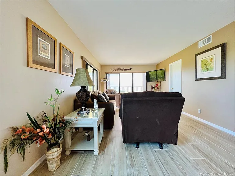 9400 S Ocean Dr #201B — Photo 18