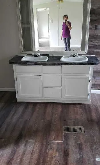 701 Oakland Manor Dr — Photo 5