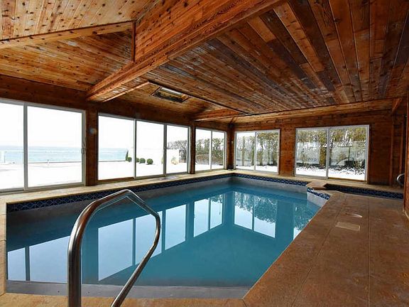 3rd image of 17 Oak Point Dr N
