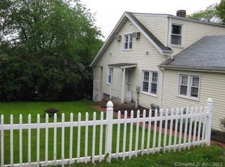 82 Saugatuck Ave, Westport, CT 06880