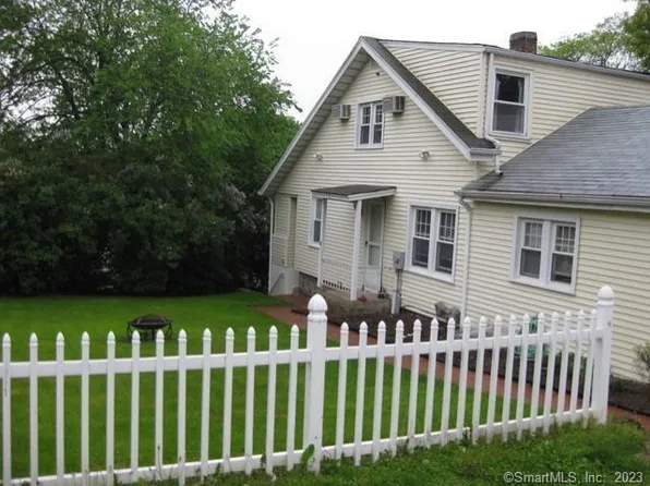 82 Saugatuck Avenue, Westport, CT 06880